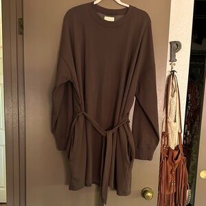 AE sweatshirt dress